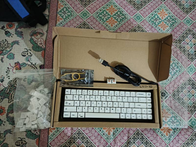 Wireless Custom Mechanical / Gaming Keyboard Holy Panda Novice68 9