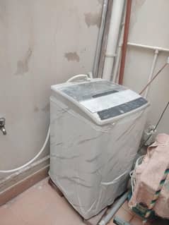 Haier Automatic Washing Machine For Sale in a working condition