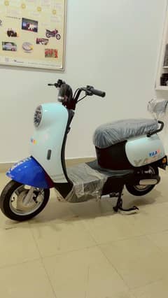 ELECTRIC SCOOTY YARRI 800W MAX RANGE 80KM 03004260623