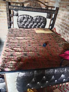 iron double bed