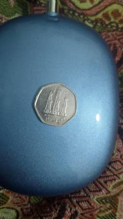50 fils