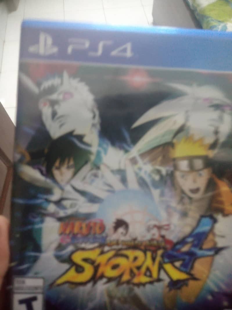 PS4 with skin controller  with 2 games 3
