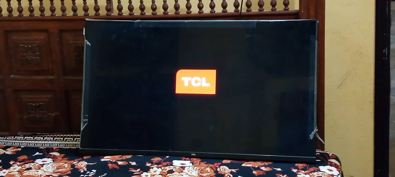 TCL 43S65A Smart Android TV 2