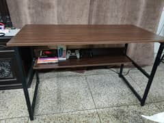 wood and metal office table brand new