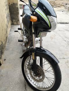 Honda Deluxe 125 black clr