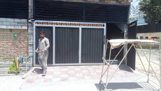 hous painter available for paint