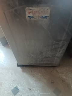 spenar coper ki motar laga k rekha h use ma nai hai moter bikul new ha