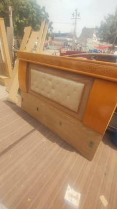 Elegant Full Bedroom Set for Sale – Excellent Condition