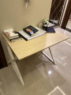 Computer/Study Table for house or office for sale