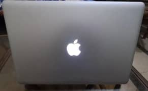 Macbook Pro 1TB SSD 16GB RAM Intel Core i7 Intel HD 3000