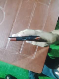 Sharp Aquos R3 6/128