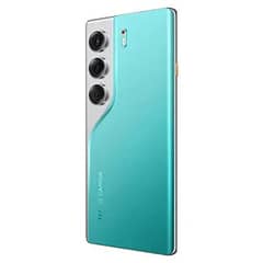 Tecno camon 40
