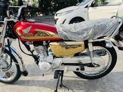 Honda CG 125 Golden Edition