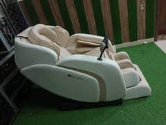 JC Buckman Massager chair