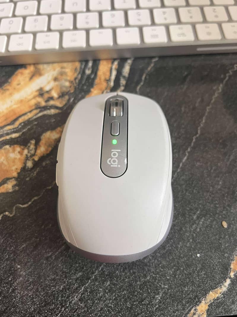 Logitech Mx Anywhere 2S - A+ Condition - Wireless & Rechargeable 4