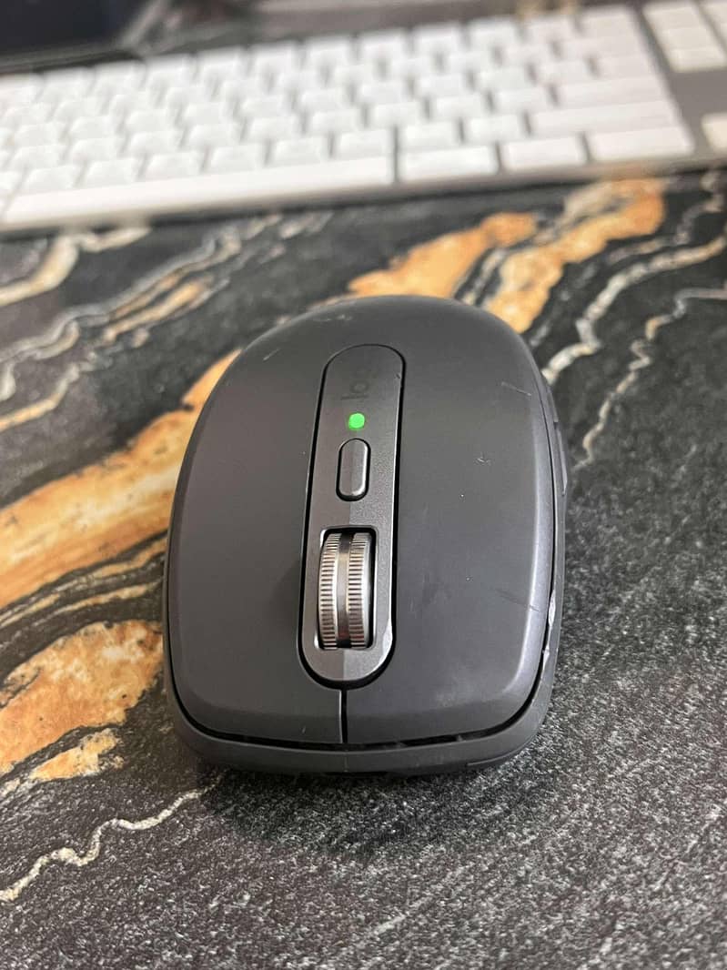 Logitech Mx Anywhere 2S - A+ Condition - Wireless & Rechargeable 6