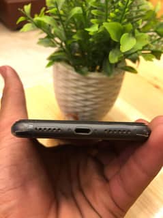 iphone 11 PTA