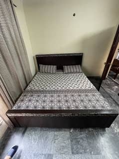 Double bed king size used