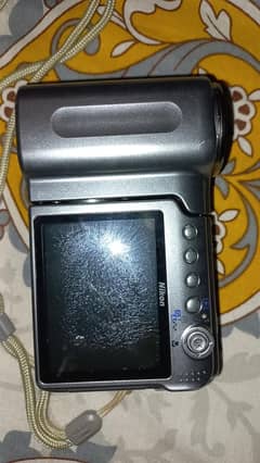 broken old camera nikon