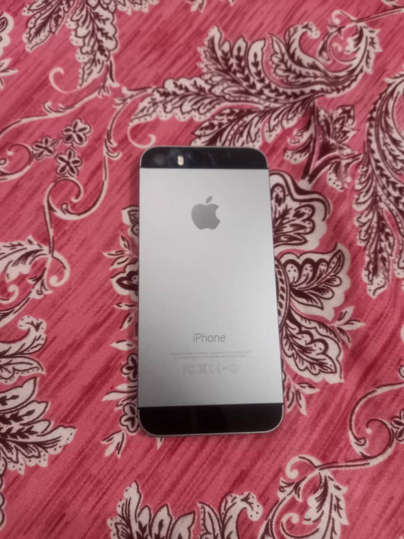 iphone 5s mobile Non p. t. a. 16 Gb no open 10/10 all jenion no fault 7