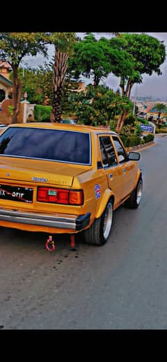 corola KE70   golden color modified full wear wheeel 3S engine