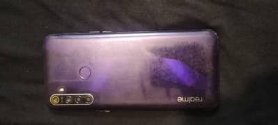 4 GB / 64GB . . 665 Snapdragon