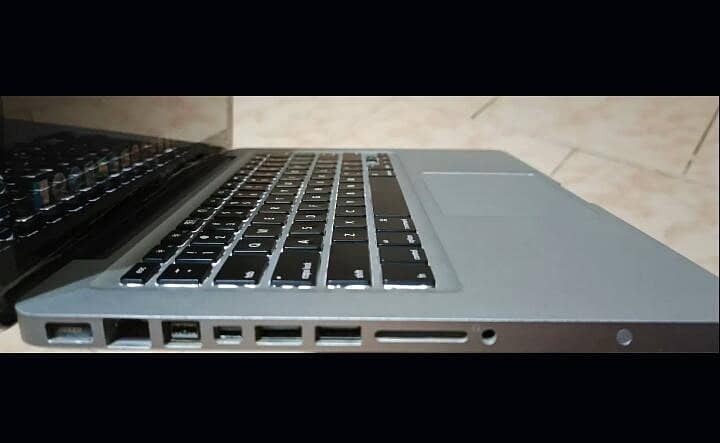 Macbook Pro 0