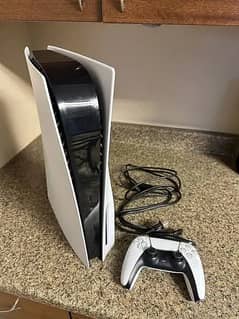 Selling ps5 with a travel case or trade with a gaming pc