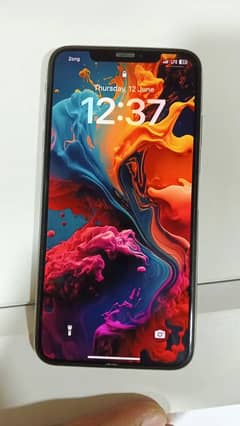 XS