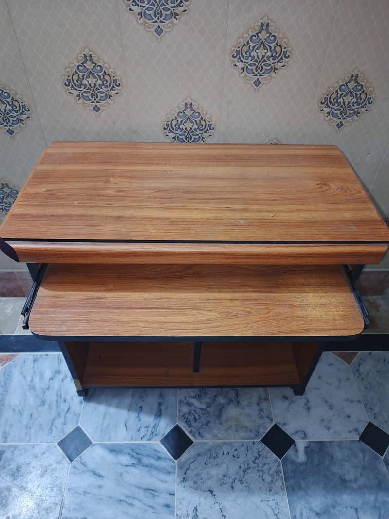 computer table 2