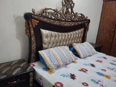 King size chinioti double bed with side table and dressing table