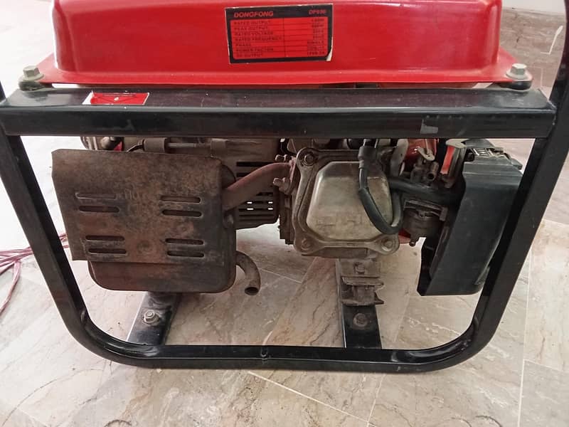 Dong Fong 1.5kva Generator in axcellent condition with GAS kit and plu 3