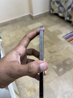 13 pro max j. v 128 gb