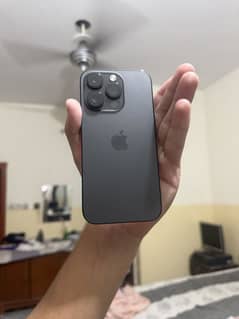 I phone 14 pro black