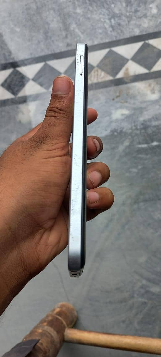 Infinix smart 8 condition 10/10 3