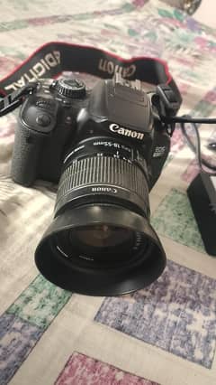 DSLR Canon 650D