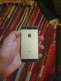 iPhone SE