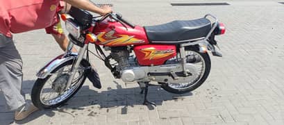 Honda CG 125 2021 only 5000 KM driven