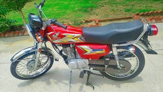 HONDA CG 125 RED COLOUR