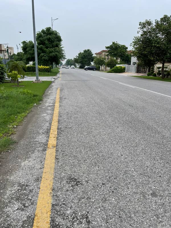 DHA PHASE 7 Y BLOCK 10 MARLA PLOT FOR SALE 0