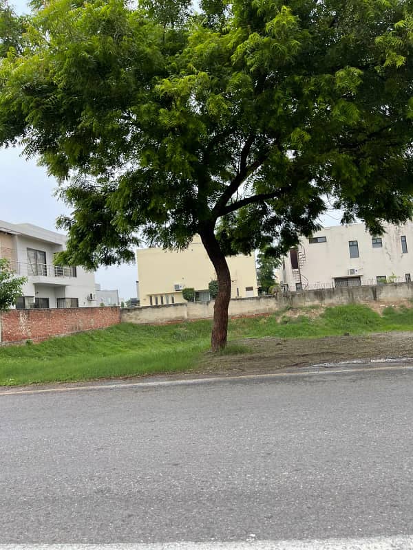 DHA PHASE 7 Y BLOCK 10 MARLA PLOT FOR SALE 6