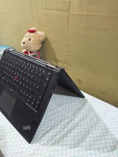 Lenovo Thinkpad Yoga 260 with 360 Rotation