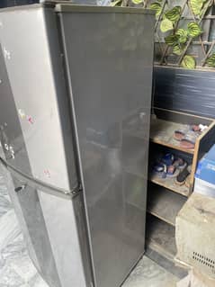 PEL refrigerator Model 2300JF