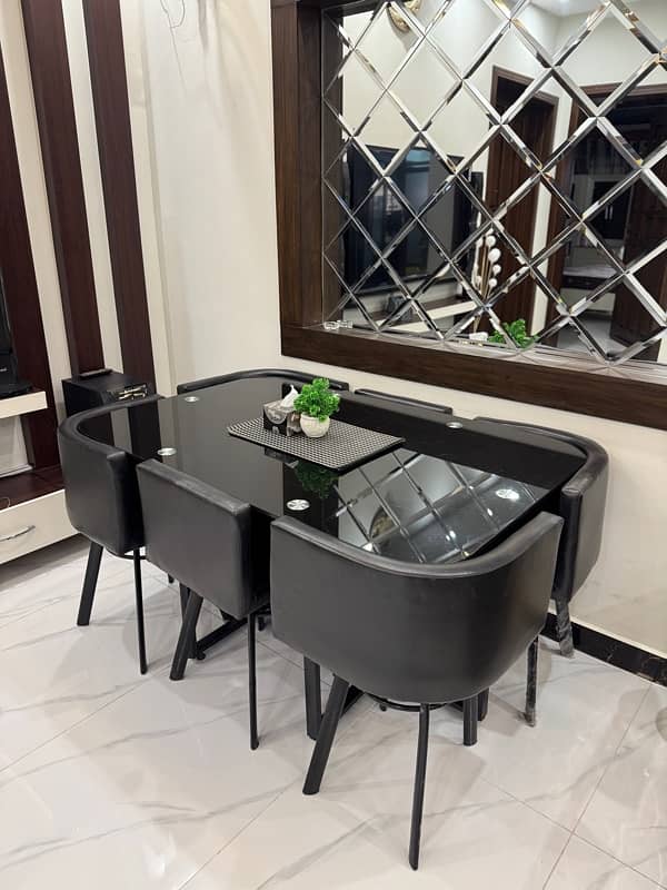 6 seater Dinning Table 0