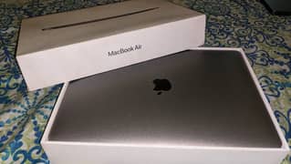 MacBook Air M1 2020 – 8GB RAM 256GB SSD – Excellent Condition