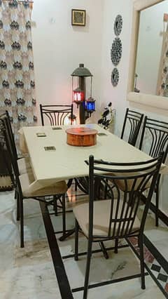 6 SEATER WROUGHT IRON DINNING TABLE WITH 12 MM GLASS TOP