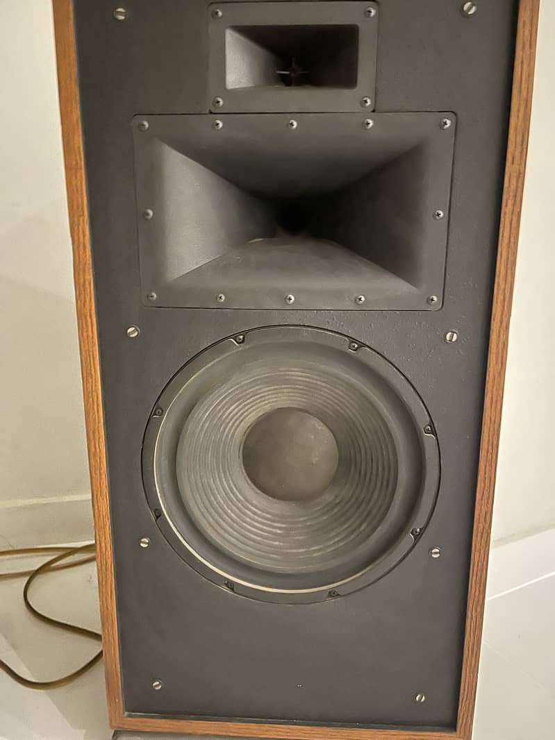 Klipsch forte two with adcom gfa555 1