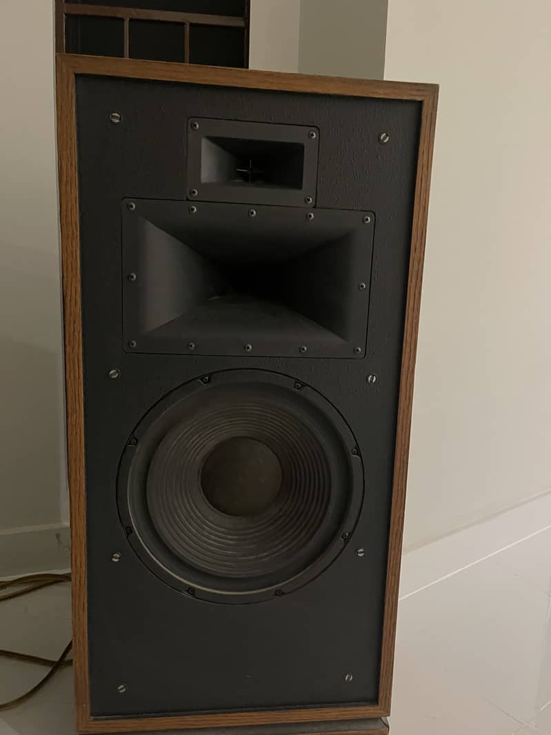Klipsch forte two with adcom gfa555 2
