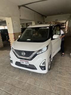 NISSAN