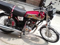 Honda 125 model 2015 urgent sell